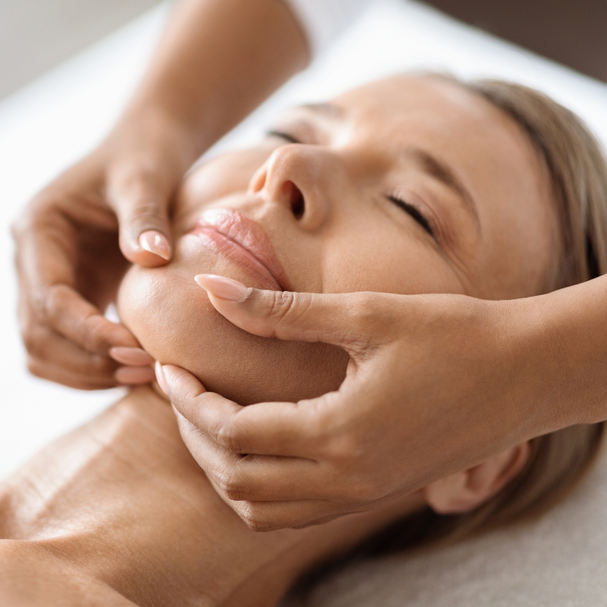 MATURE SKIN Treatment bei JANSSEN COSMETICS