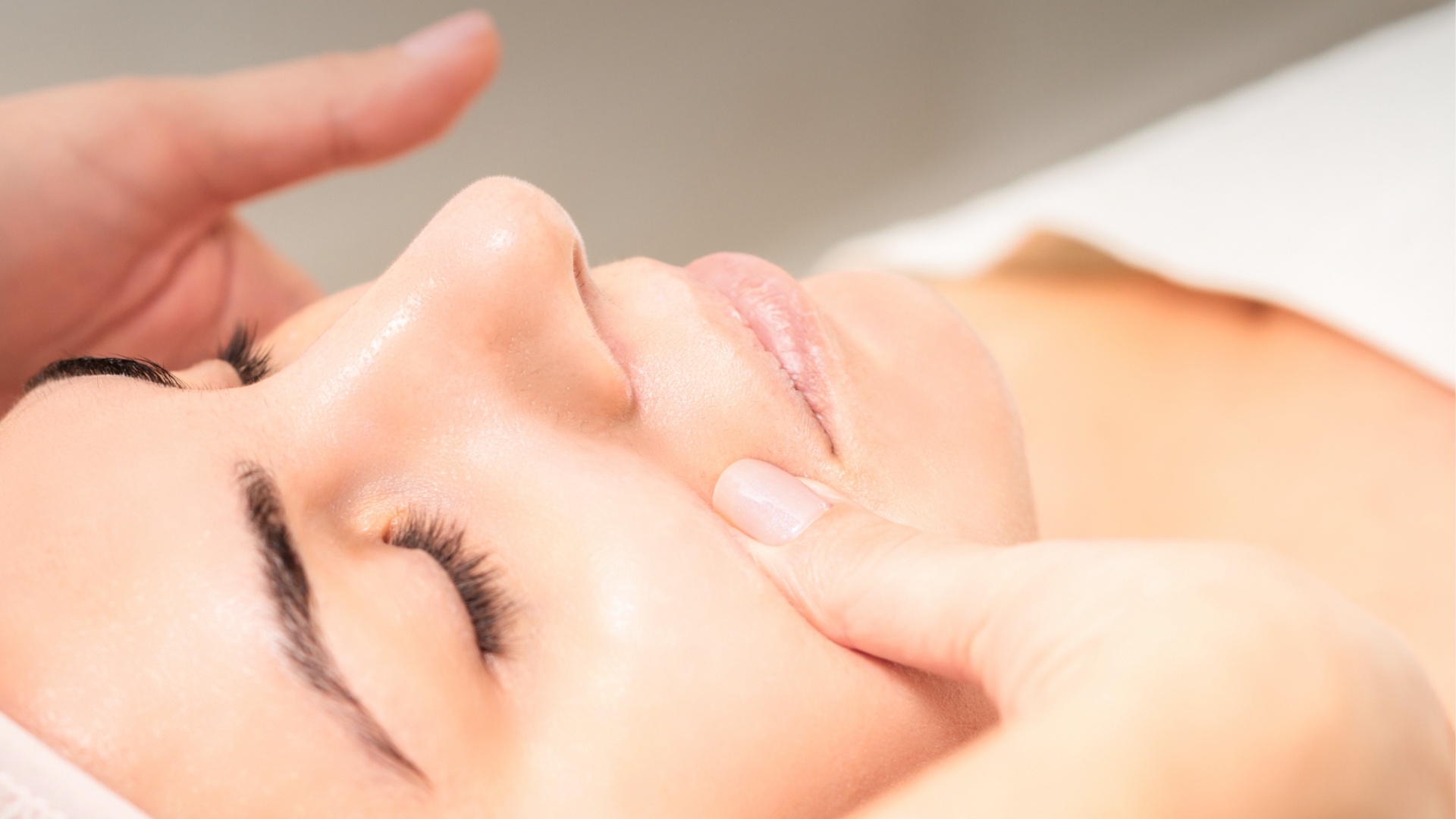 Kosmetische Lymphmassage von JANSSEN COSMETICS