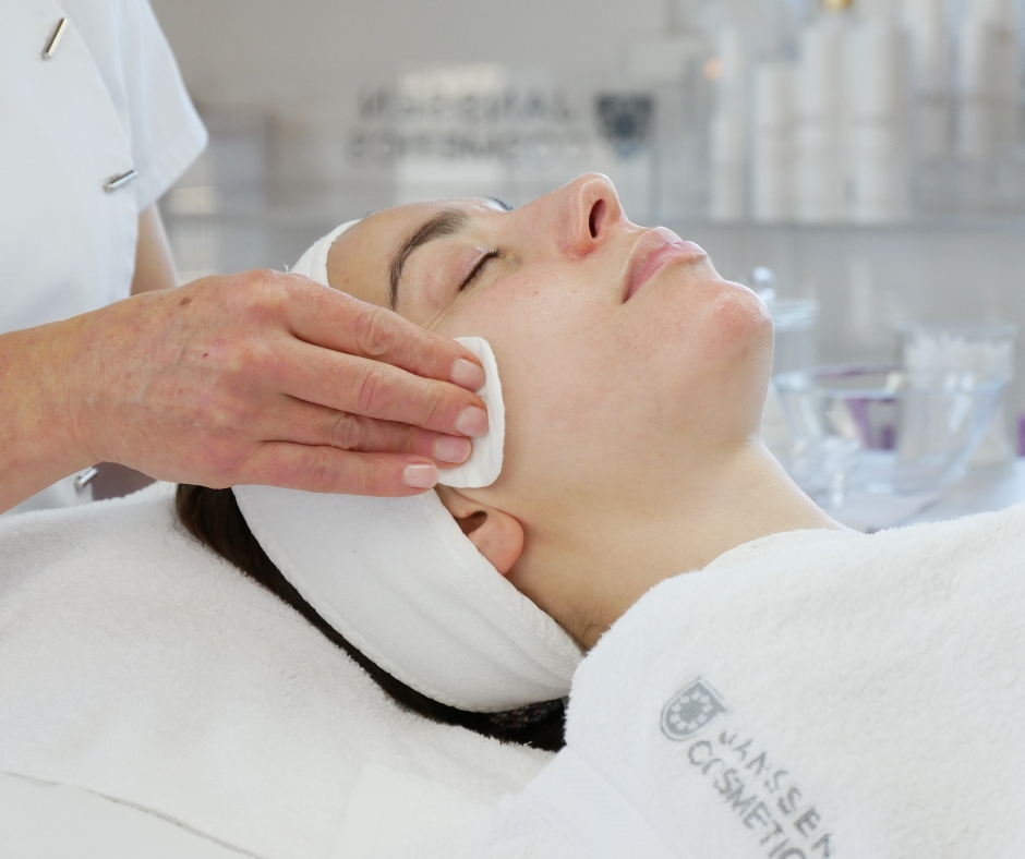 DRY SKIN Treatment bei JANSSEN COSMETICS